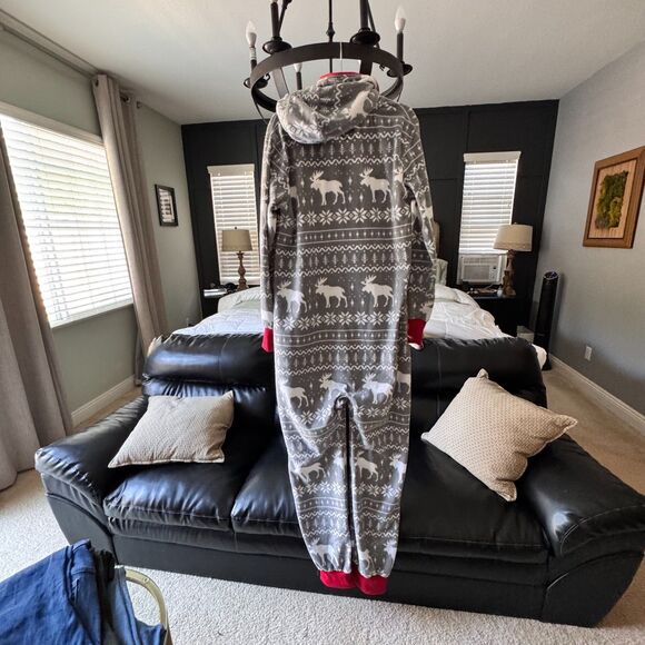 Tipsy Elves couple Matching Pajamas Set | Moose Fair Isle Hooded L/M Christmas - Picture 4 of 13